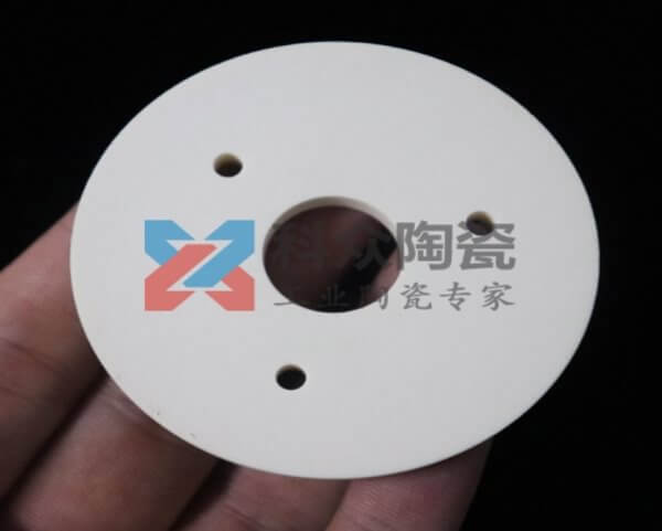 氧化鋁耐磨陶瓷片的特點及優(yōu)點介紹(多圖)